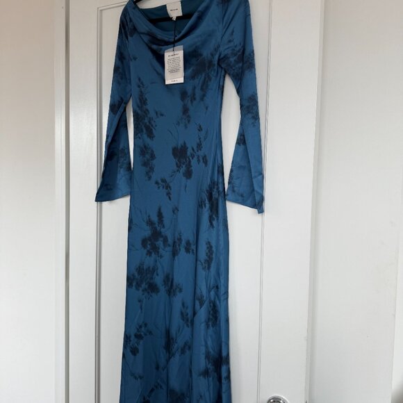 NWT Reformation Ciana Satin Maxi Dress Sz 8 In Fantasy Blue Floral Long - Picture 2 of 9
